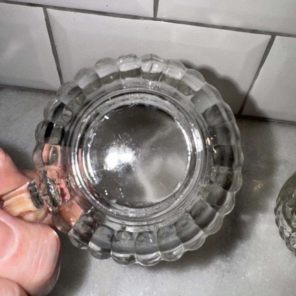 Vintage JEANETTE GLASS‎ Della Robbia Fruit Design Punch Cups Set Of 2 OLA51